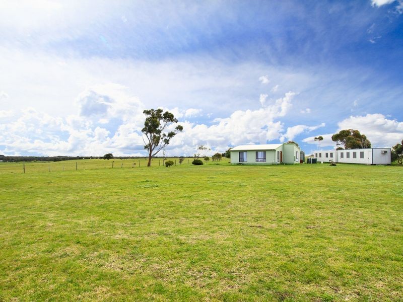 44 Panorama Drive, Seaspray VIC 3851