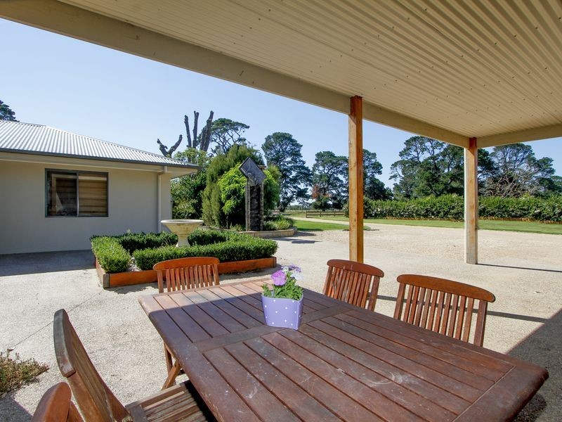 55 Old Princes Hwy, Stratford VIC 3862