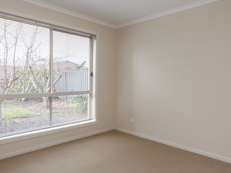 24 Krista Court, Sale VIC 3850