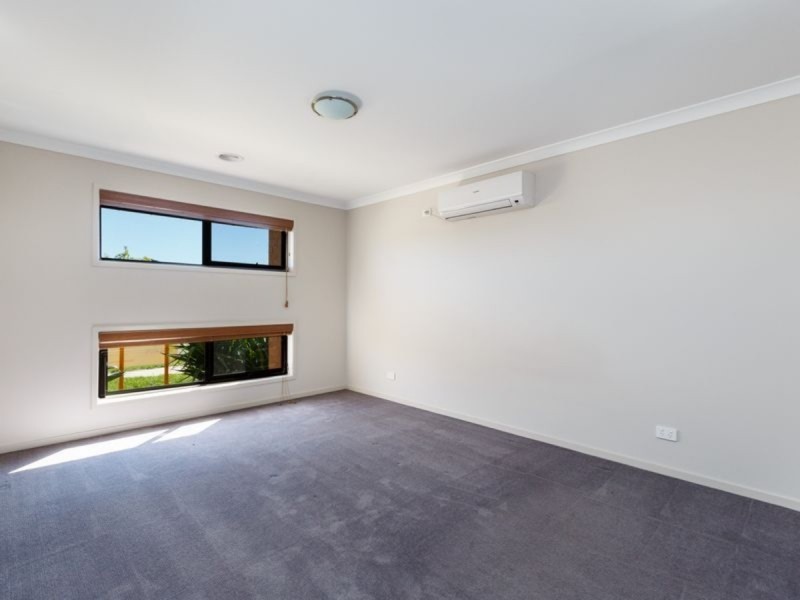 13 Ruthberg Drive, Sale VIC 3850