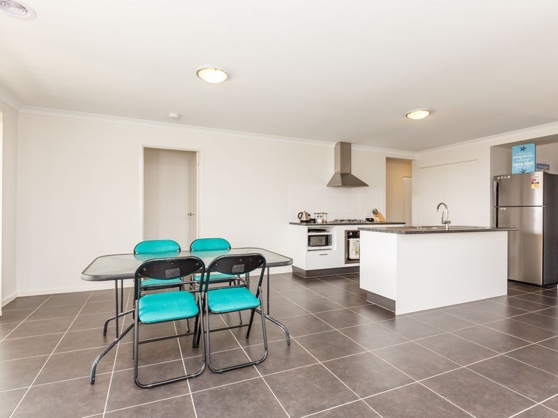 42 Woondella Boulevard, Sale VIC 3850