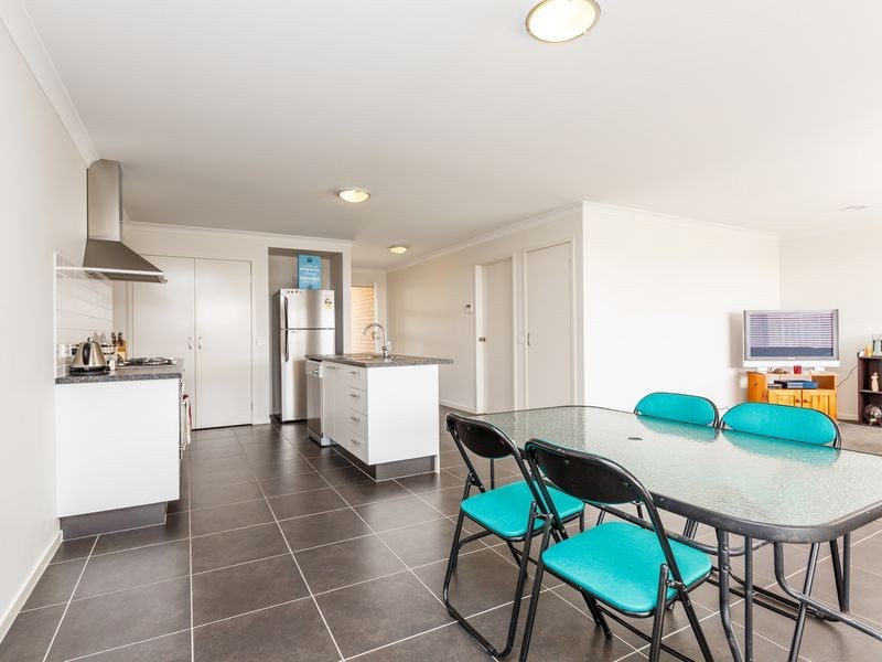 42 Woondella Boulevard, Sale VIC 3850