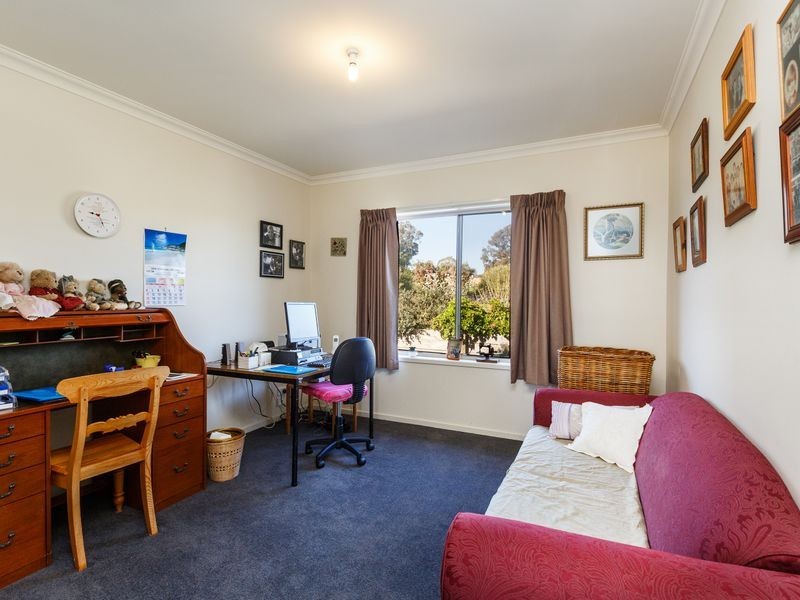 56 William Court, Longford VIC 3851