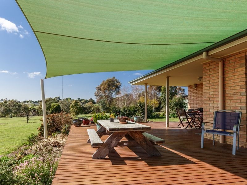 56 William Court, Longford VIC 3851