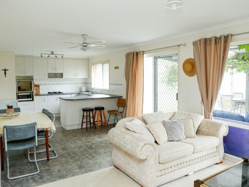 9 Ibis Ave, Sale VIC 3850