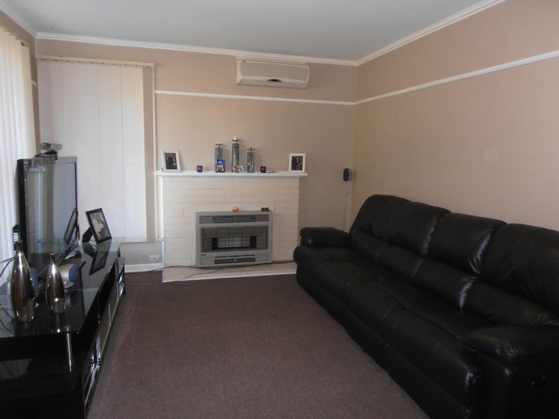 27 Howard Street, Sale VIC 3850