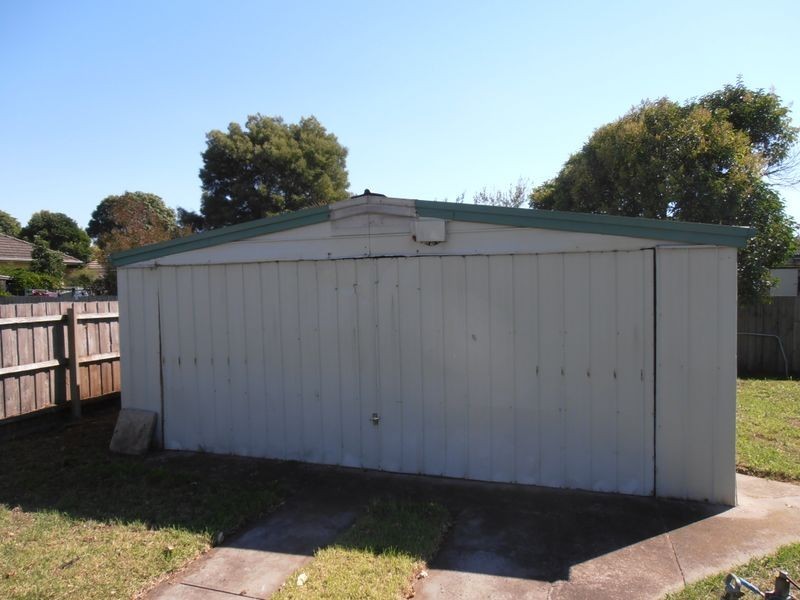 27 Howard Street, Sale VIC 3850