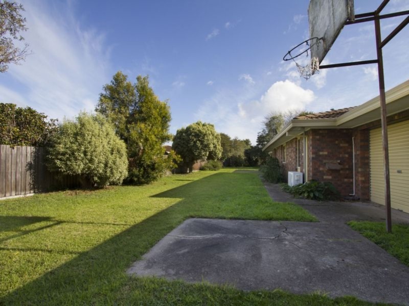 4 Lynette Court, Sale VIC 3850