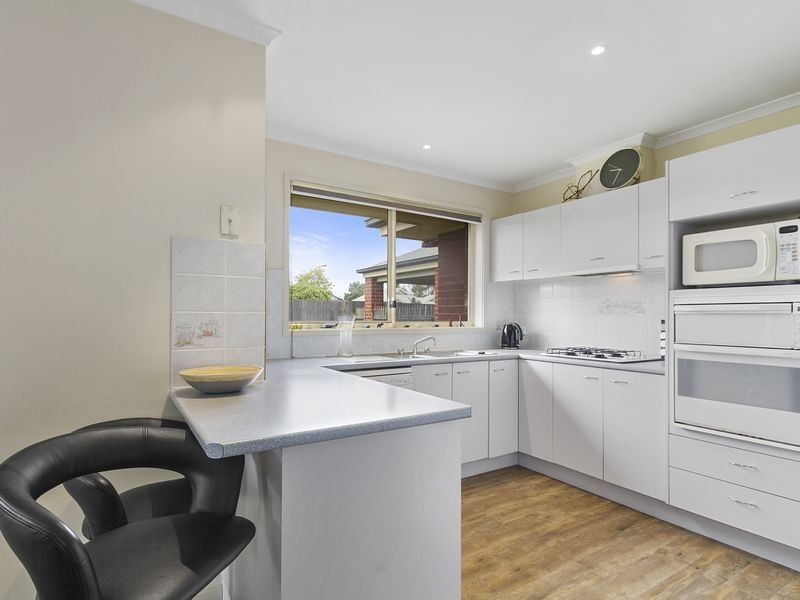 11 Kingfisher Place, Sale VIC 3850