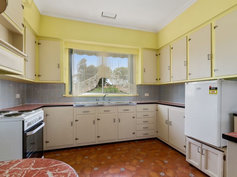 64 McFarlane Street, Stratford VIC 3862