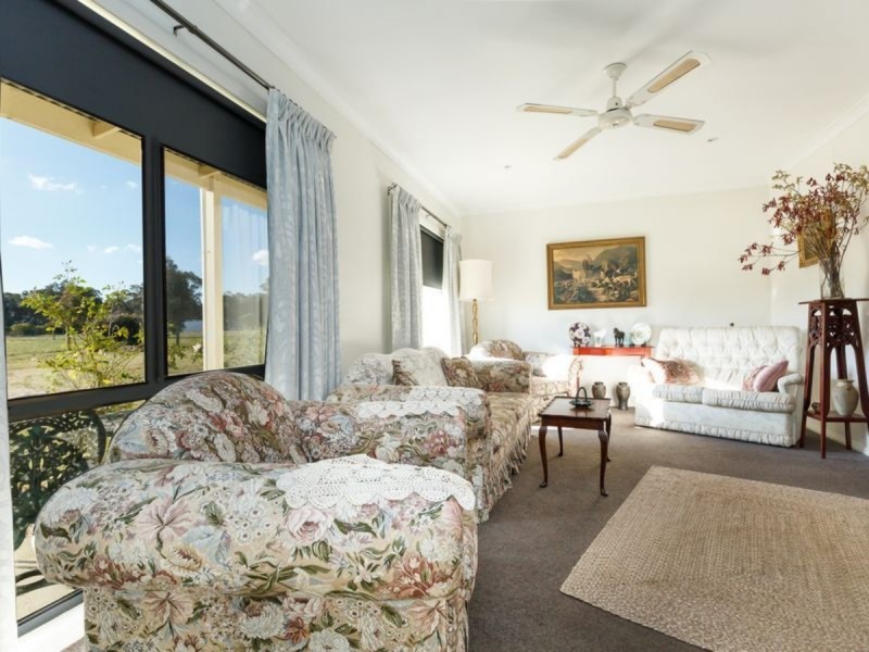 15 Josharc Court, Stratford VIC 3862