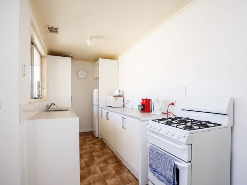 57 Jackson Avenue, Sale VIC 3850