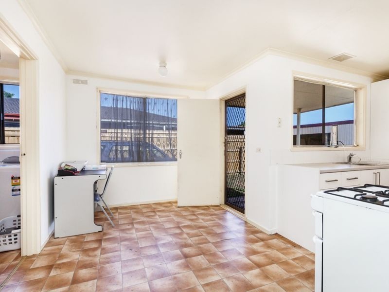 57 Jackson Avenue, Sale VIC 3850