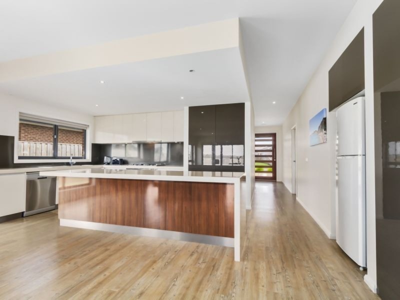 67 Woondella Boulevard, Sale VIC 3850
