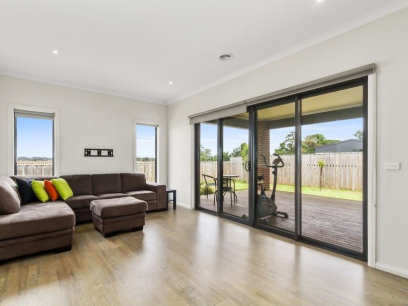 67 Woondella Boulevard, Sale VIC 3850