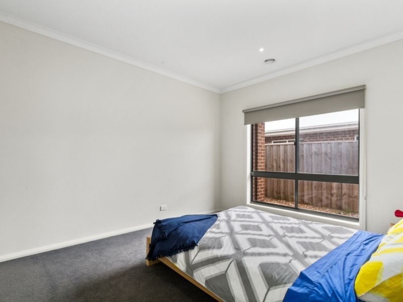 67 Woondella Boulevard, Sale VIC 3850