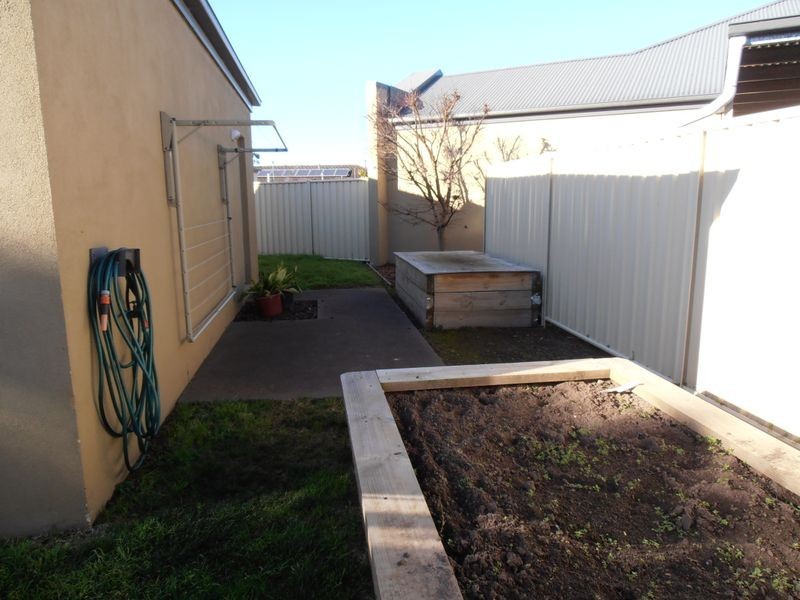 2/19 Topping Street, Sale VIC 3850