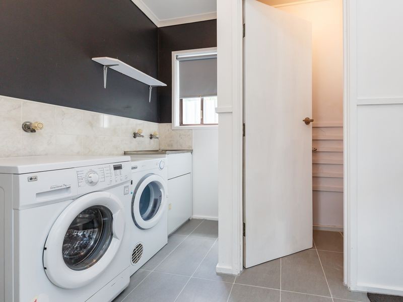 18 McFarlane Street, Stratford VIC 3862