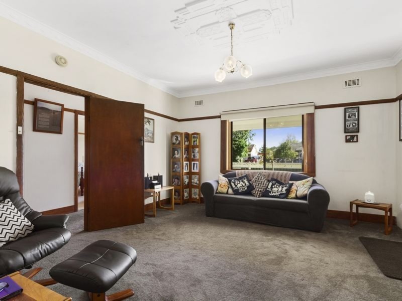 24 Fitzroy Street, Sale VIC 3850