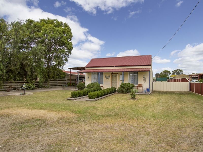 30 Bolden Street, Stratford VIC 3862