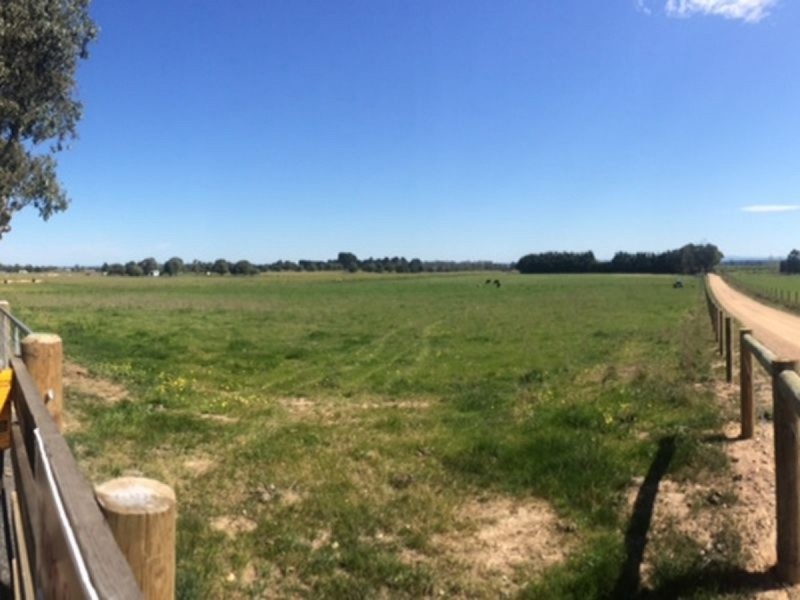 2/207 Briagolong Road, Stratford VIC 3862