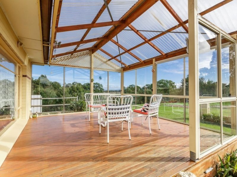 2 Jones Street, Stratford VIC 3862