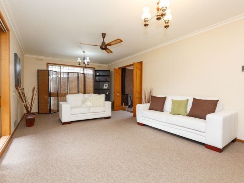 6 McDonald Court, Sale VIC 3850