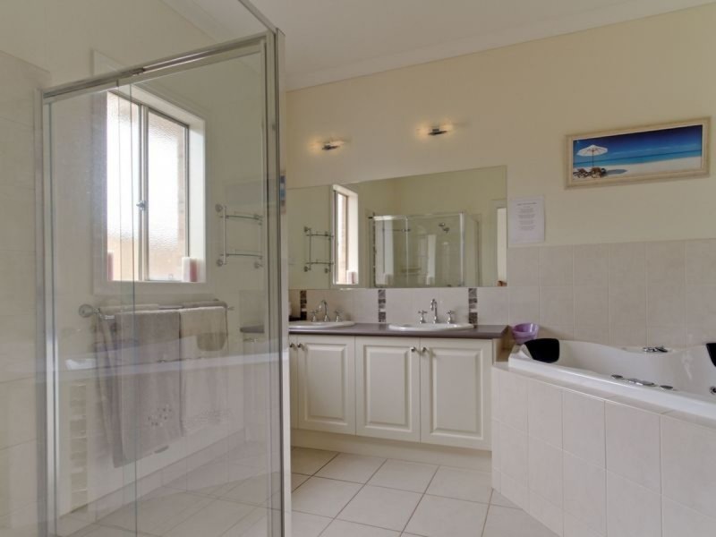 5 Ducret Court, Stratford VIC 3862