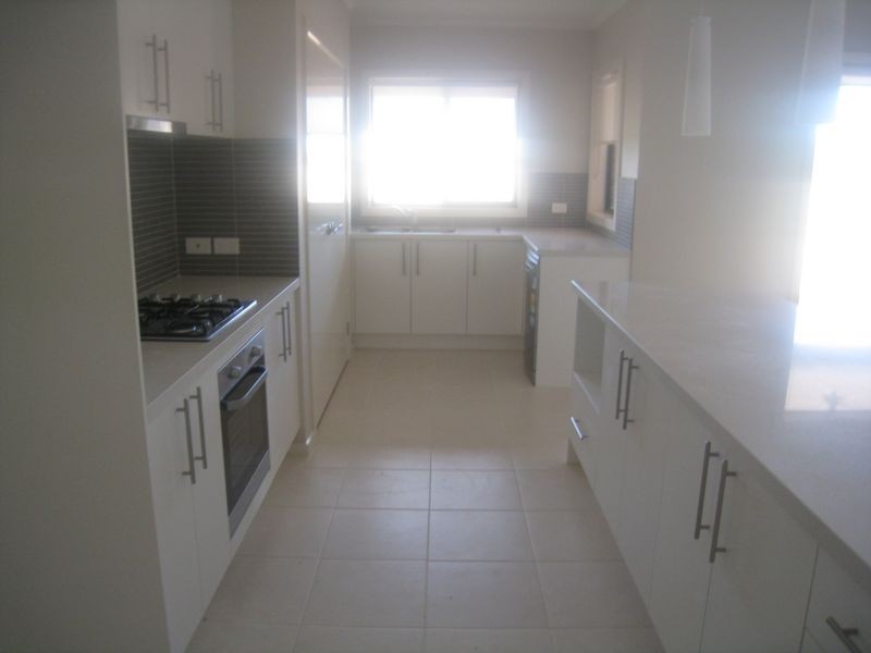 12 Cashmere Close, Sale VIC 3850