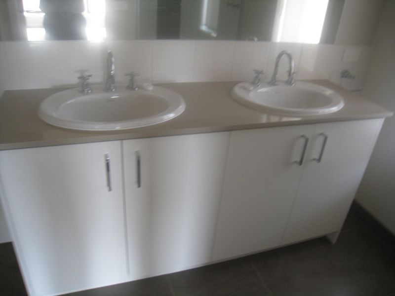 12 Cashmere Close, Sale VIC 3850