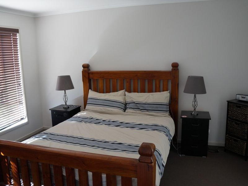 5 Gilchrist Court, Stratford VIC 3862