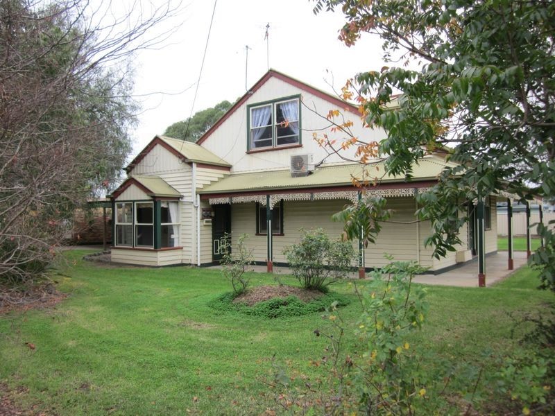 40 Dixon Street, Stratford VIC 3862