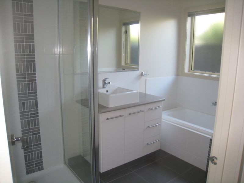 35 Dryden Place, Sale VIC 3850