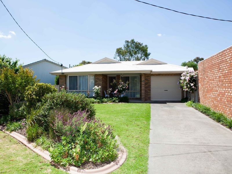 52B Ross Street, Sale VIC 3850