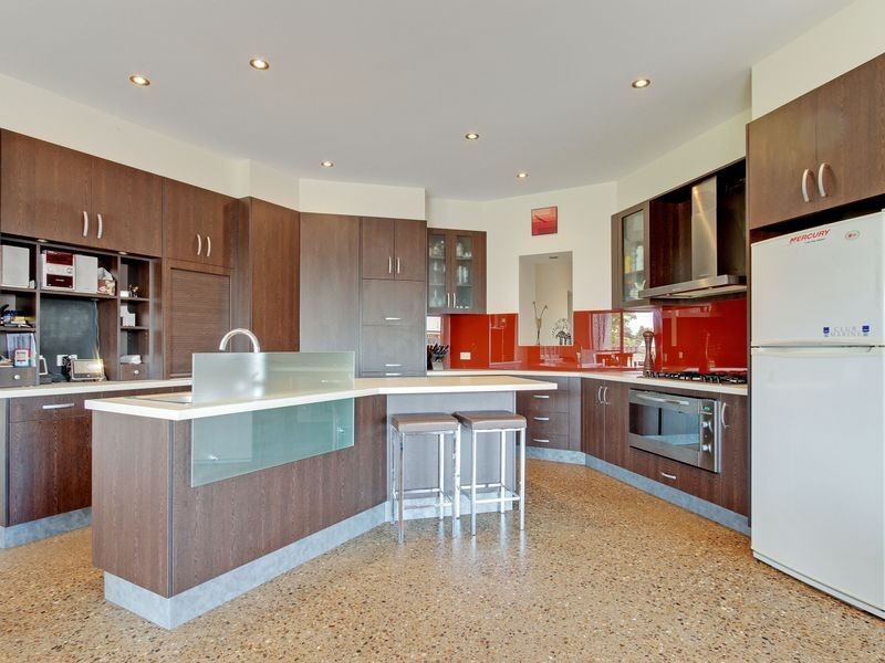 2 Glass Street, Sale VIC 3850