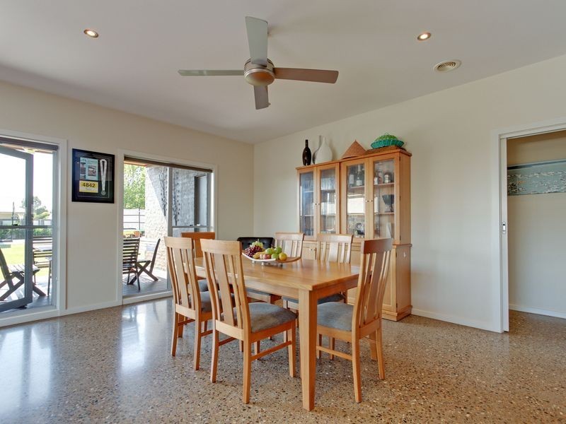 2 Glass Street, Sale VIC 3850