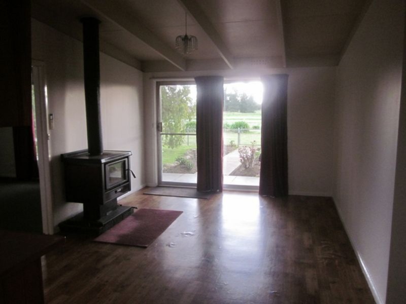 1110 Princess Highway, Stratford VIC 3862