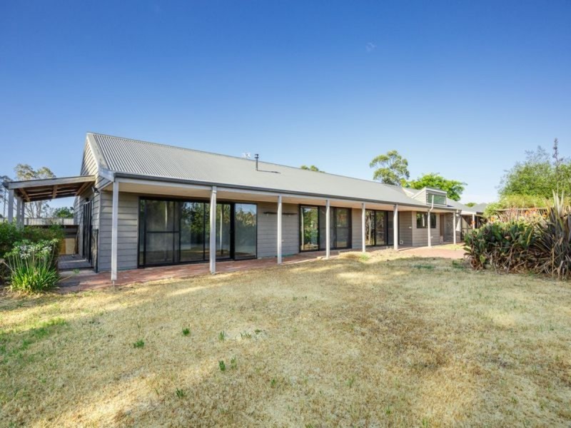 23 Reid Drive, Wurruk VIC 3850