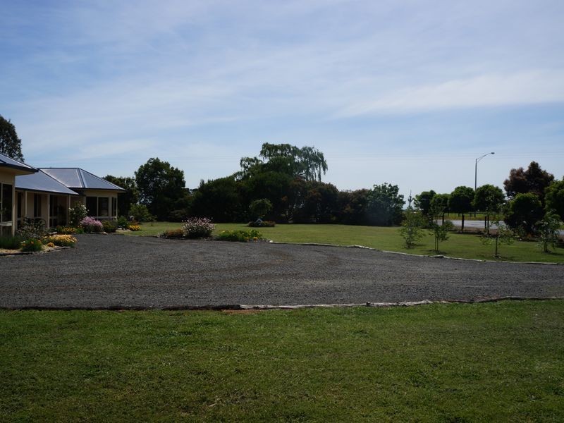 4 Sovereign Drive, Wurruk VIC 3850
