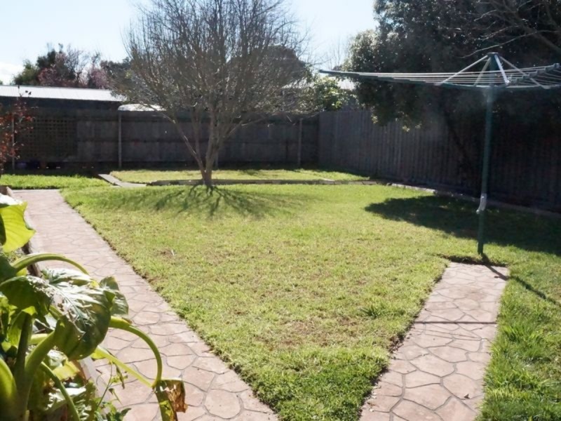 7 Sandra Court, Sale VIC 3850