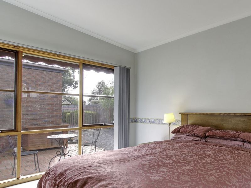 12 Bolden Street, Stratford VIC 3862