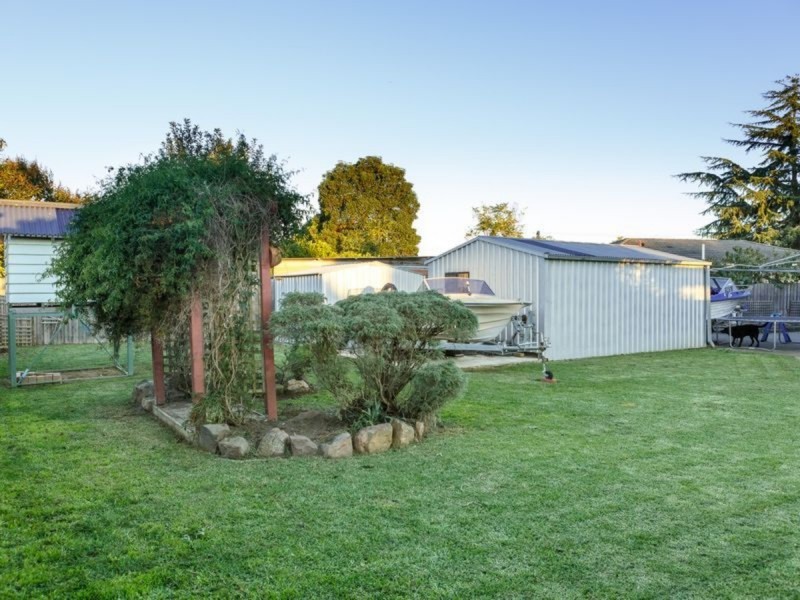 59 Jackson Avenue, Sale VIC 3850