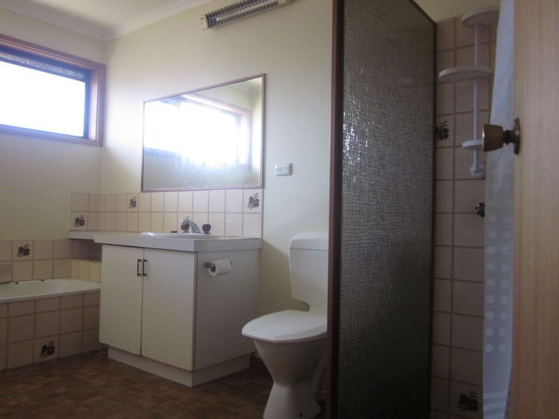 2/74 Stawell Street, Sale VIC 3850