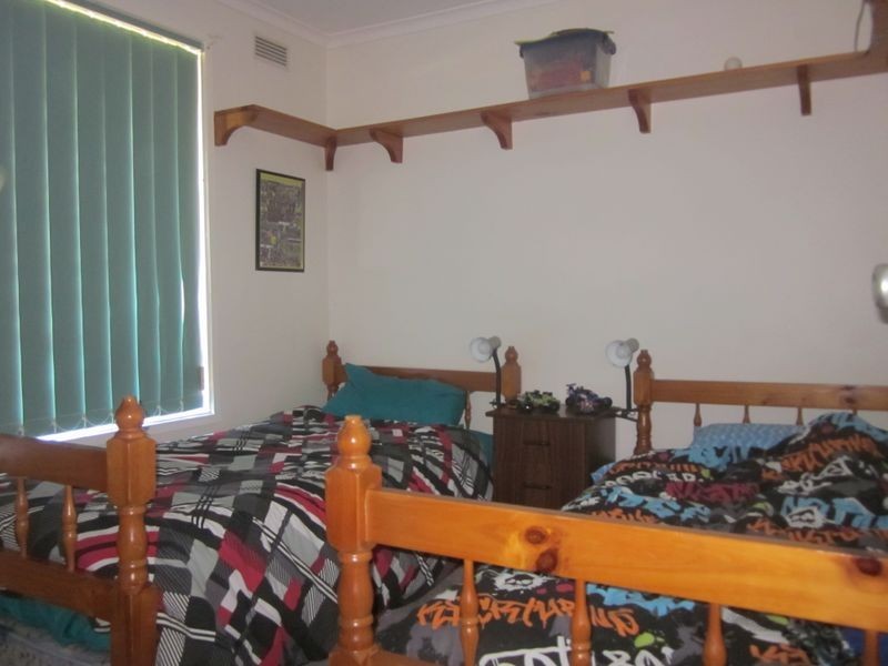 3 Jackson Avenue, Sale VIC 3850