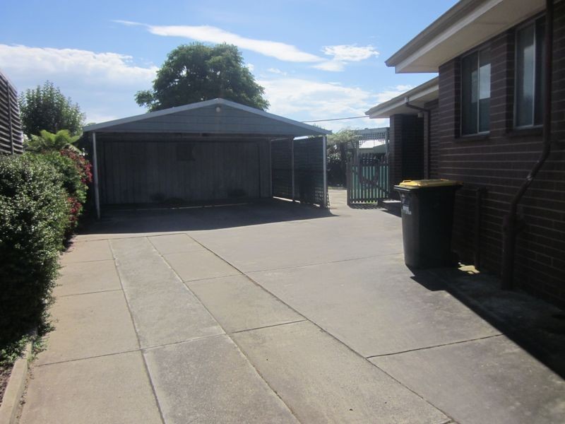3 Jackson Avenue, Sale VIC 3850