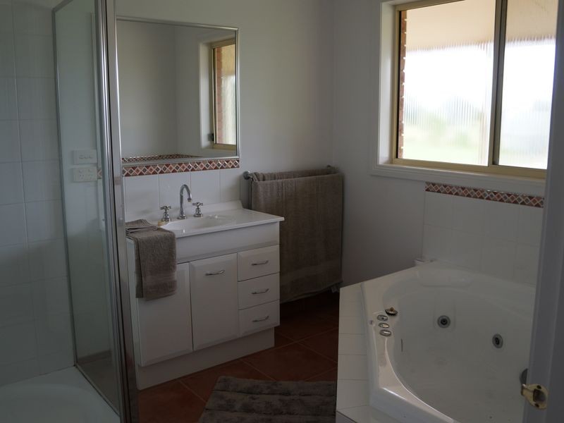 153 Grassdale Road, Sale VIC 3850