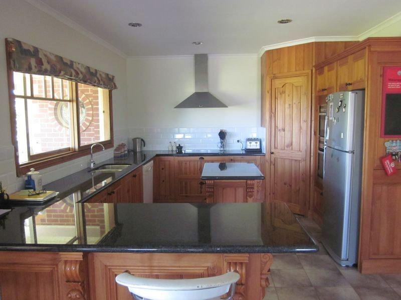 163 Cobb Road, Longford VIC 3851