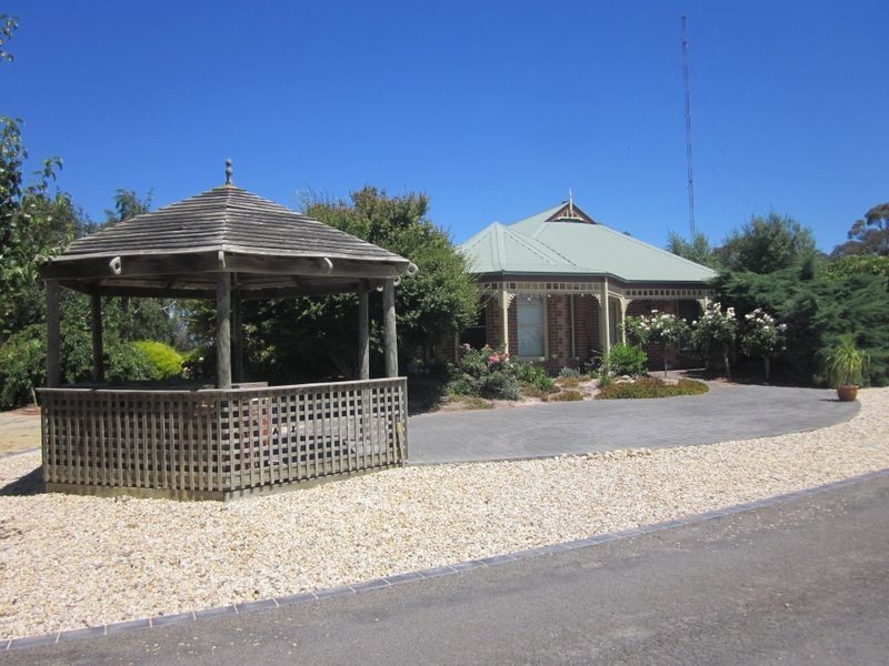 163 Cobb Road, Longford VIC 3851