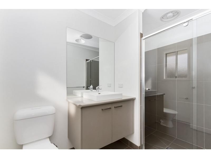 2/112 Tyers Street, Stratford VIC 3862