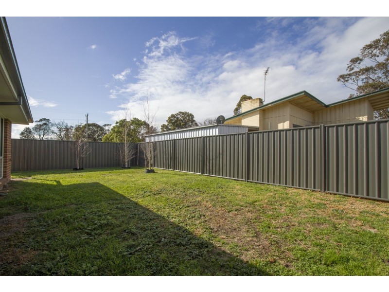 2/112 Tyers Street, Stratford VIC 3862